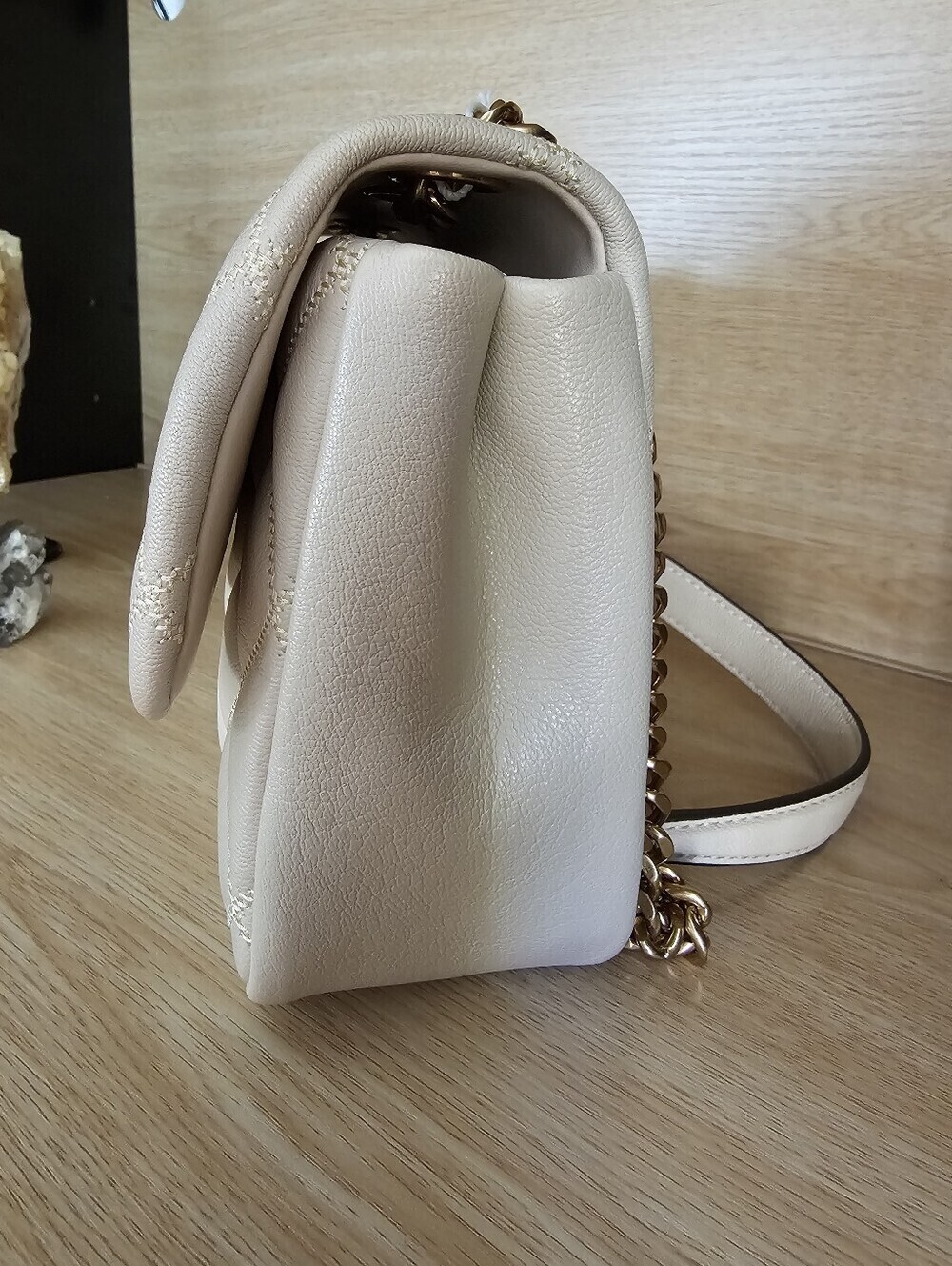 Tory Burch willa shoulder bag . - Picture 5 of 17